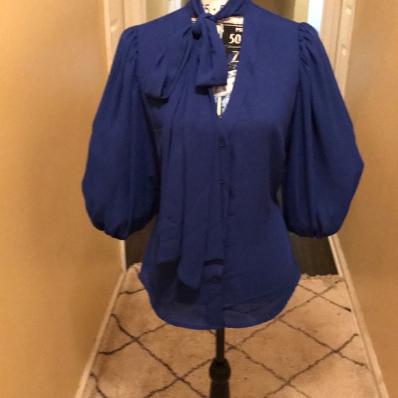 Blouse - Picture 3 of 6